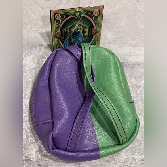 Wicked Mini Backpack Coin Purse Keychain Limited Edition NWT - Picture 2 of 7